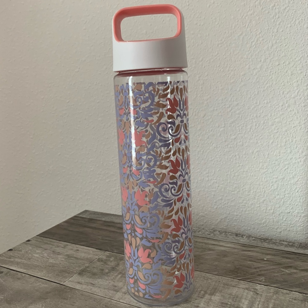 Water bottle